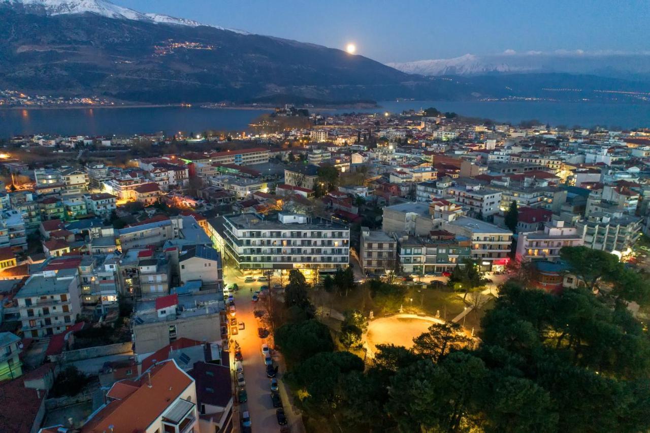 Alexios Hotel อิโออันนินา ภายนอก รูปภาพ