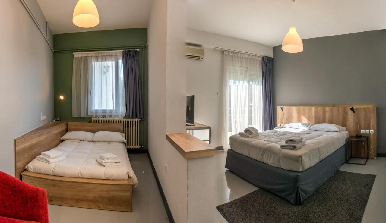 Alexios Hotel อิโออันนินา ภายนอก รูปภาพ